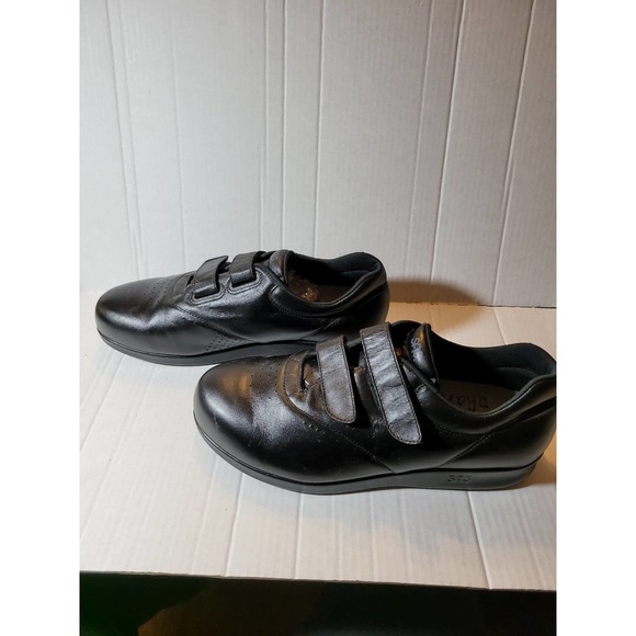 SAS Women's Me Too Strap Comfort Shoe Size 11 wide - Picture 2 of 6